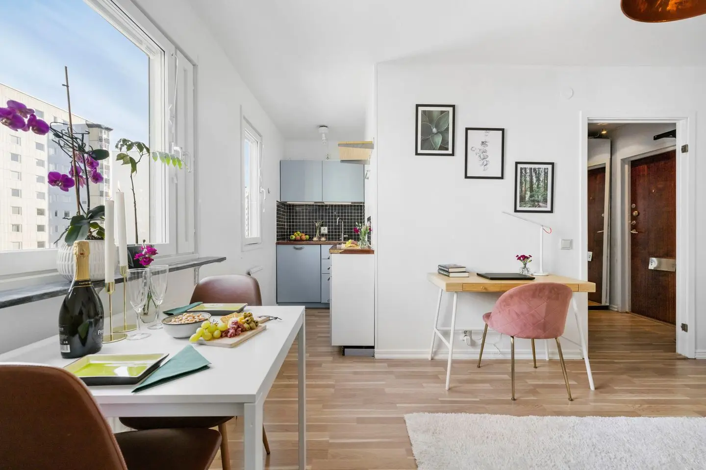 Lägenhet, Terapivägen 12C, Huddinge. Bild 1 av 22