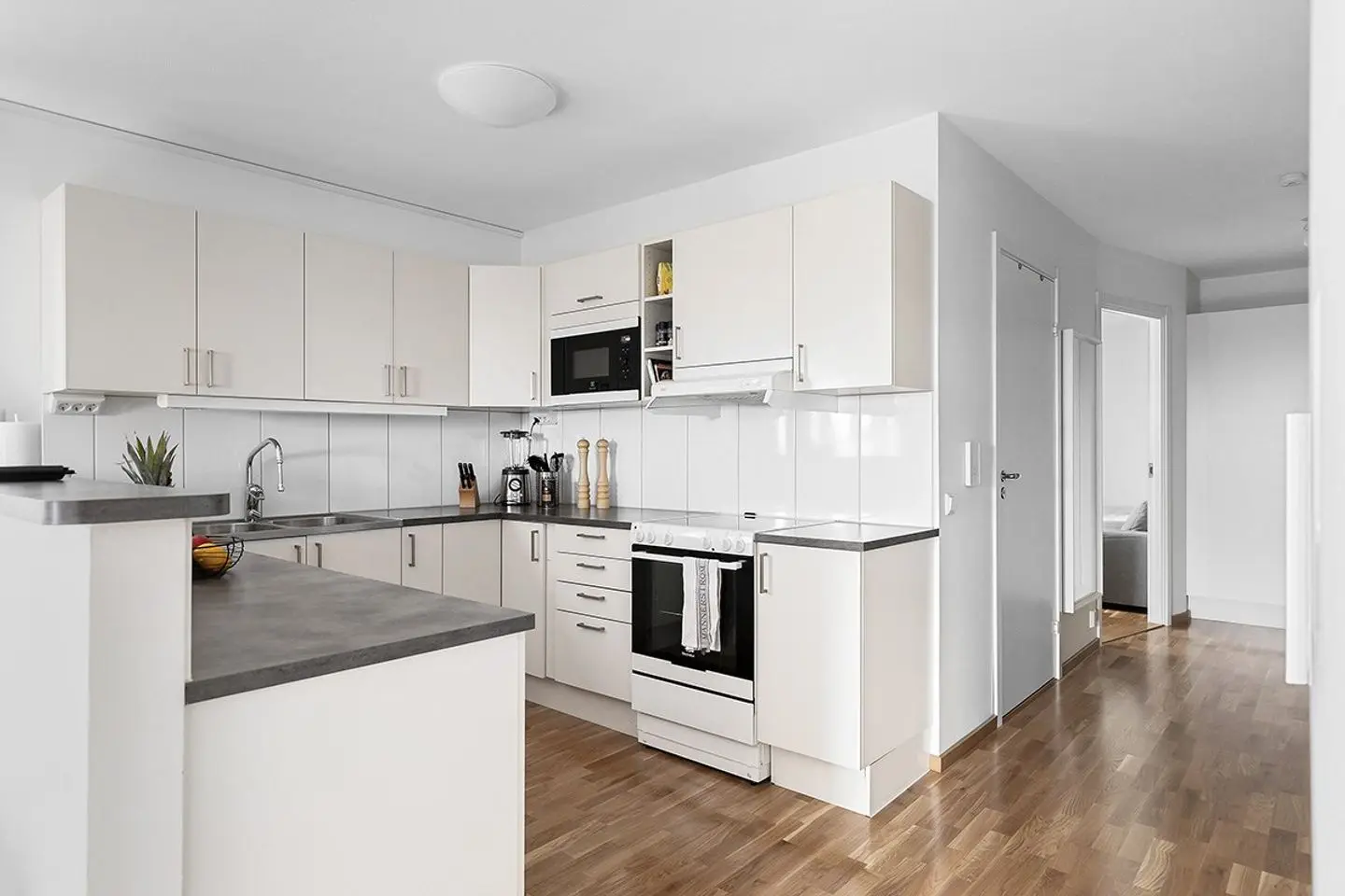 Lägenhet, Mejramgatan 18, Göteborg. Bild 1 av 22