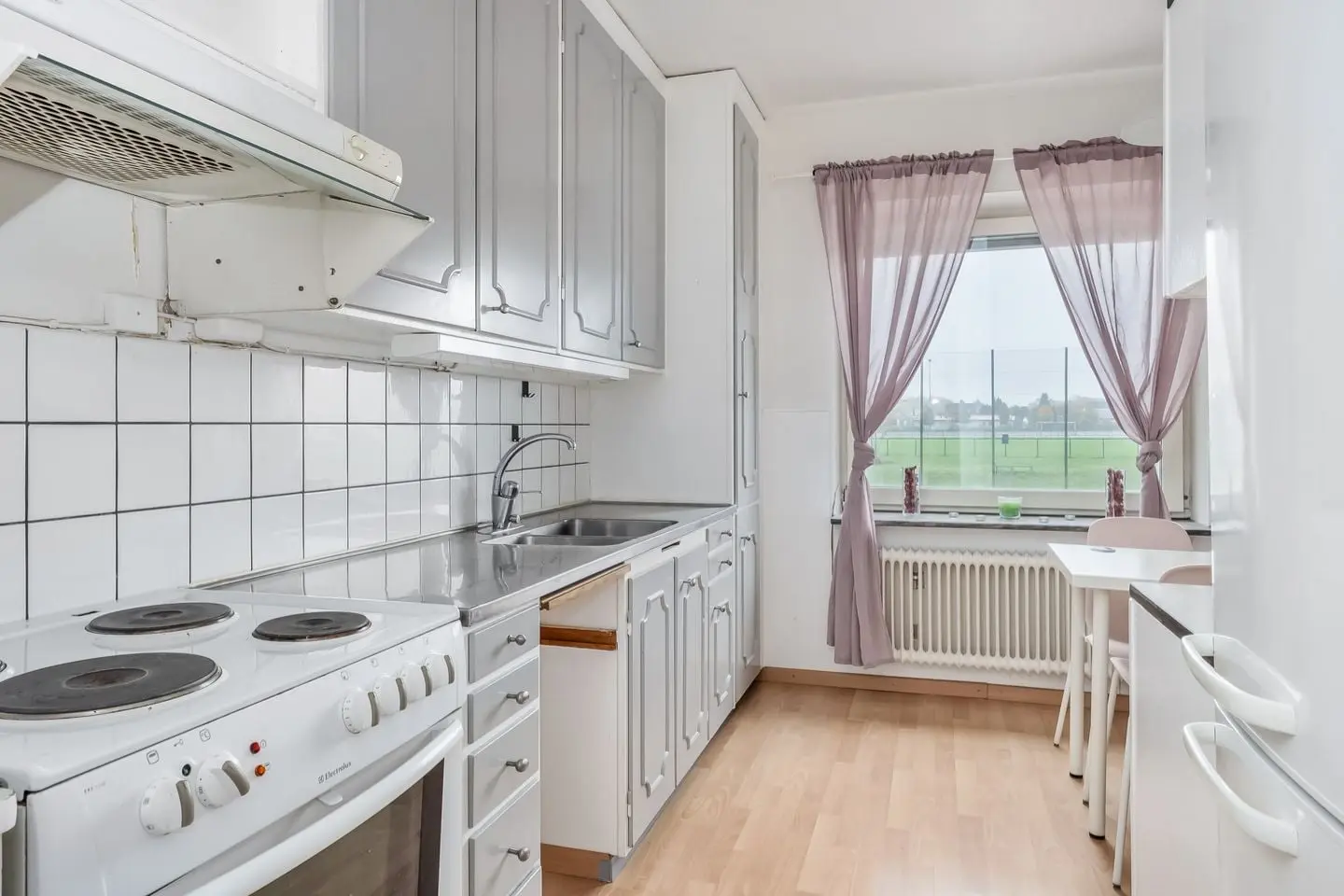 Bild 1 av 15 på Eriksfältsgatan 85C