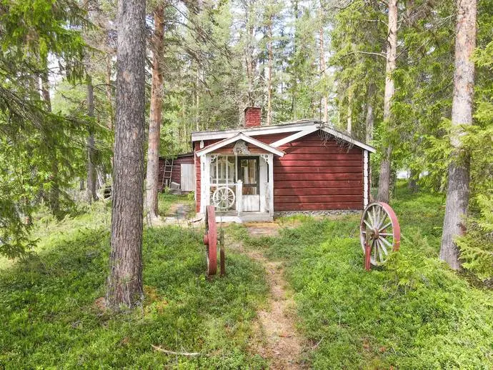 Bild 1 av 17 på Laisviken 144