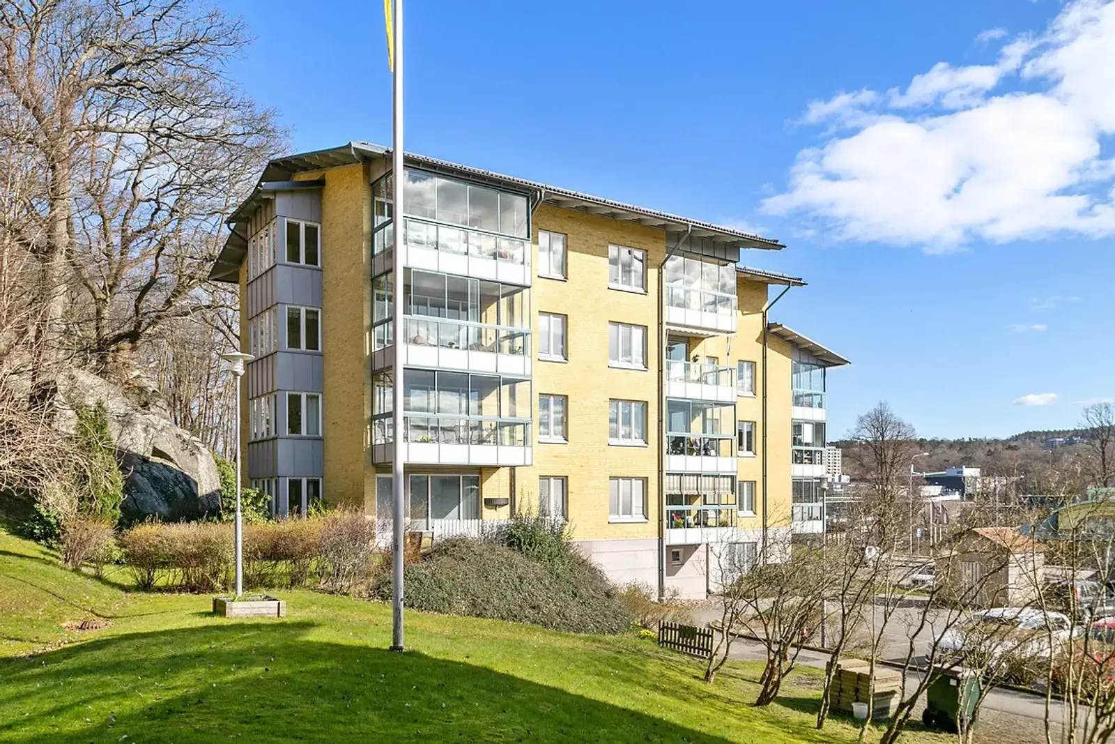 Apartment, Paradisvägen 3. Photo 1 of 19