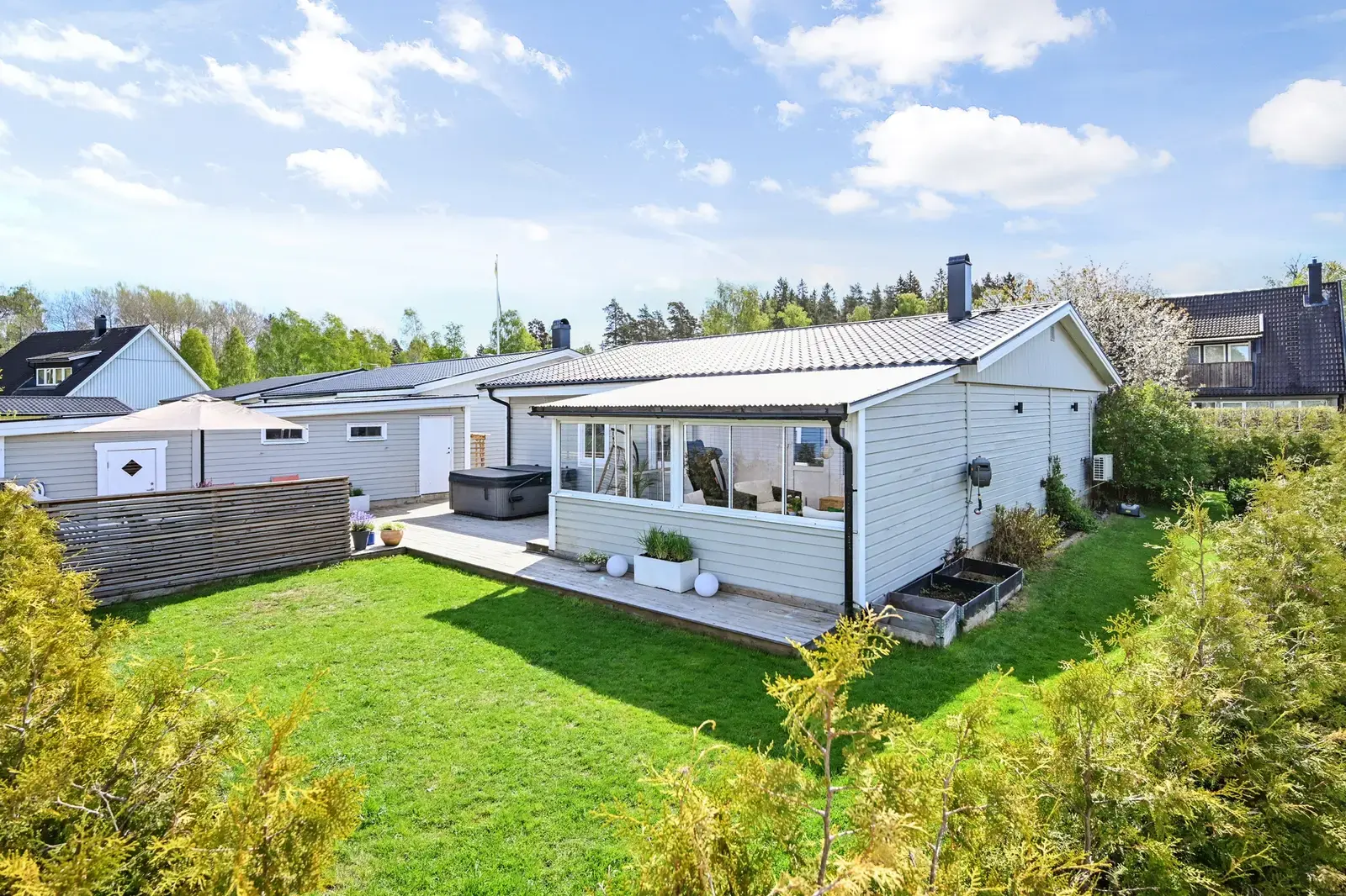 Bild 1 av 20 på Vitfåravägen 59
