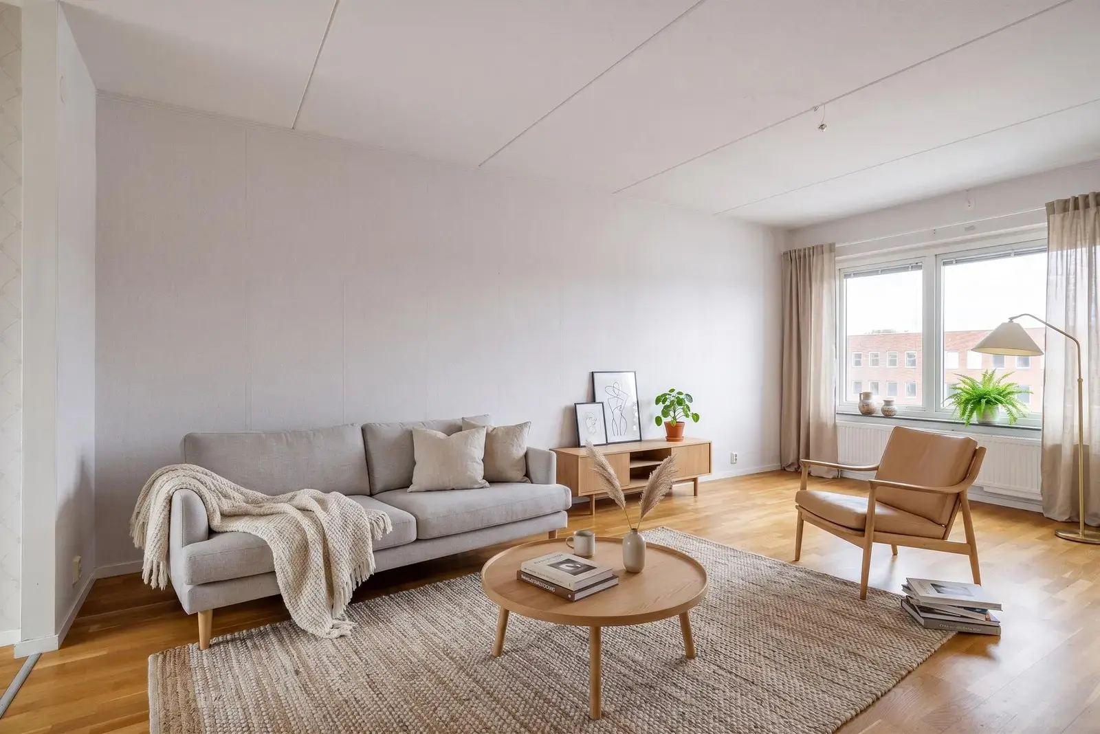 Apartment, Axel Wennergrens väg 18. Photo 1 of 20