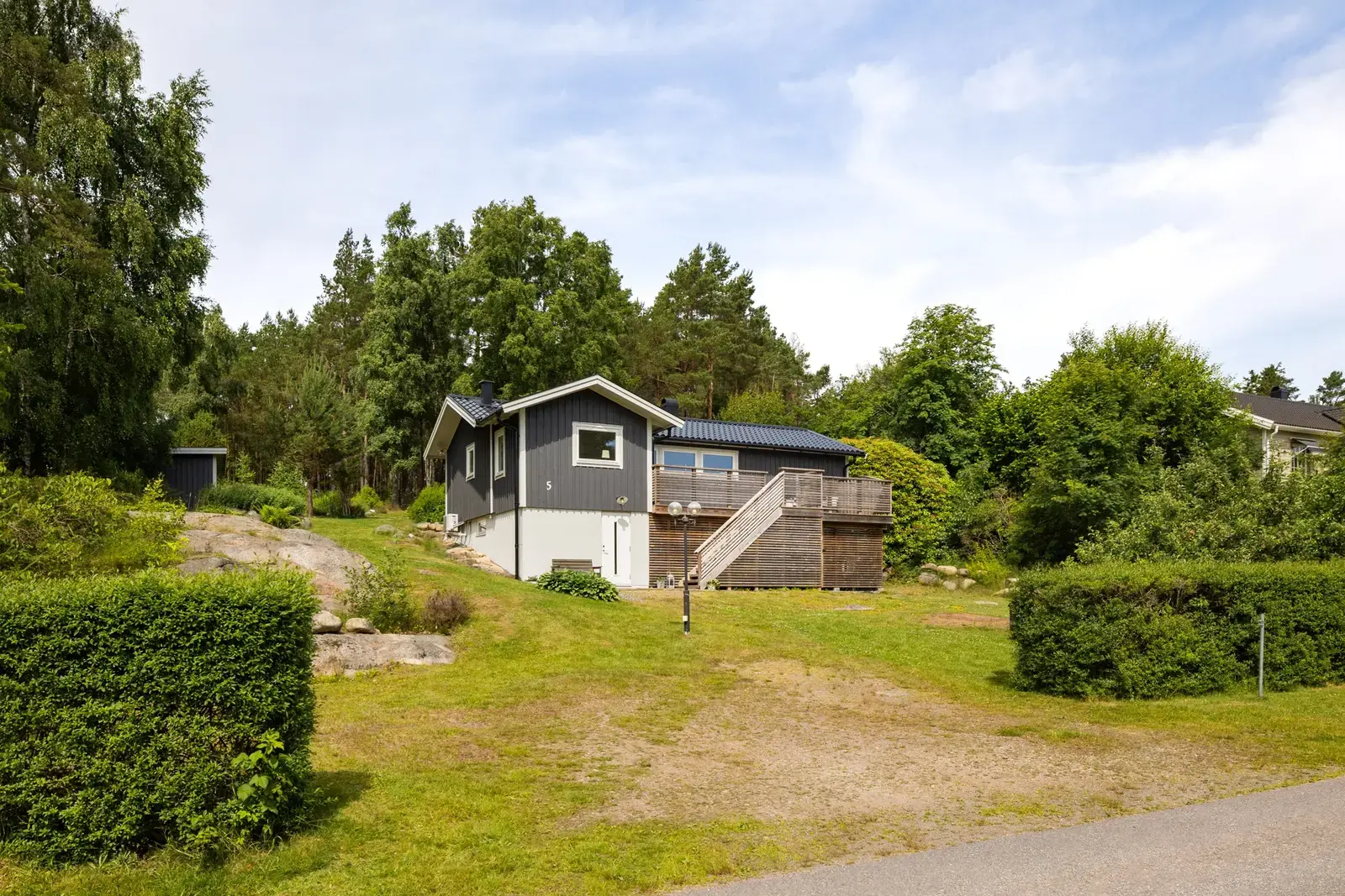Villa, Södra Jättegrytsvägen 5, Kungsbacka. Bild 1 av 20