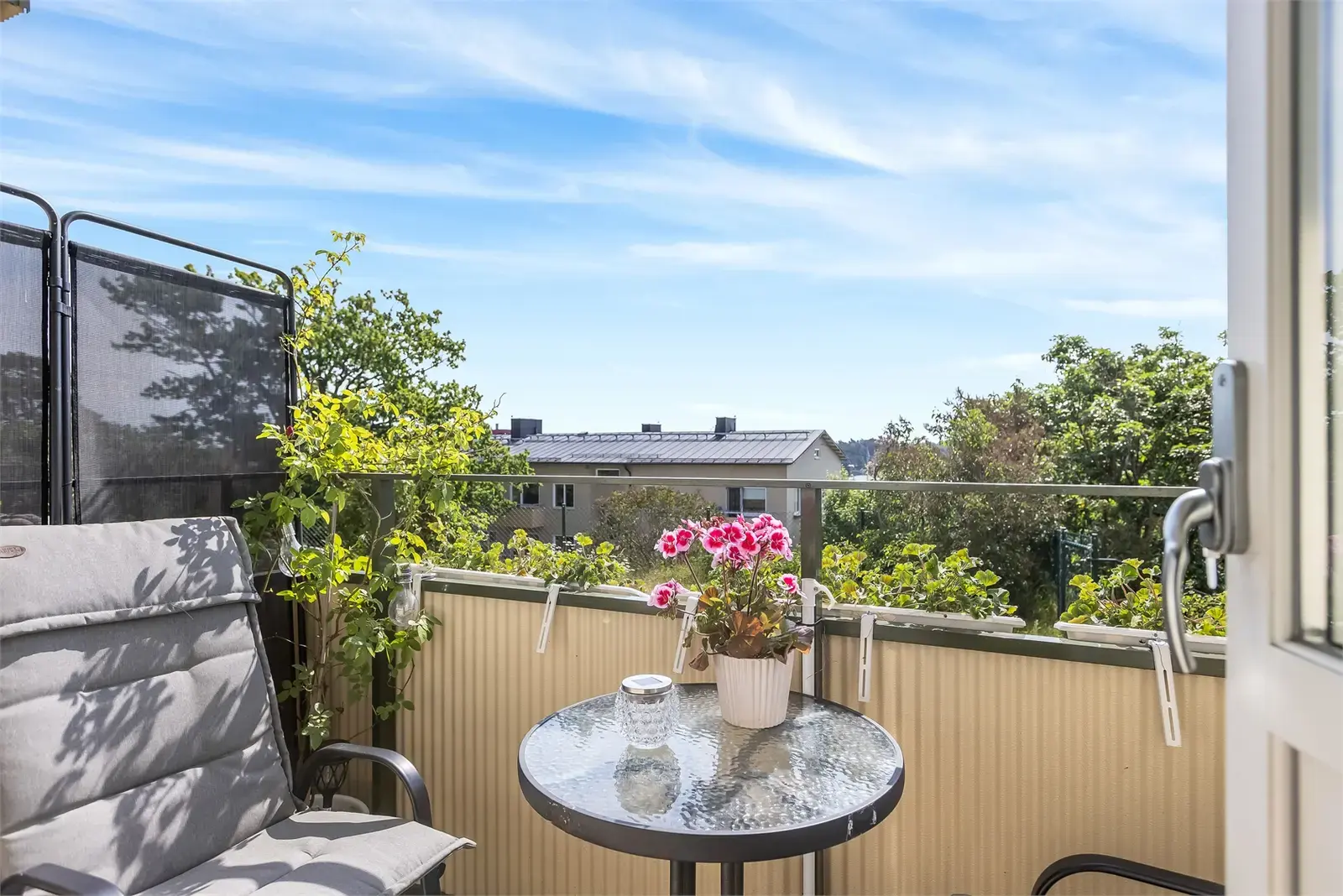 Bild 1 av 19 på Hamngatan 9B