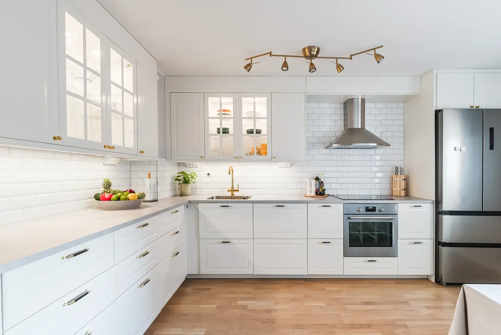 Lägenhet, Idrottsvägen 12. Bild 1 av 20