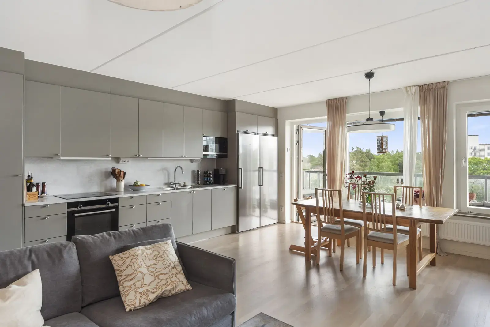 Apartment, Stationsvägen 52, Täby. Photo 1 of 20