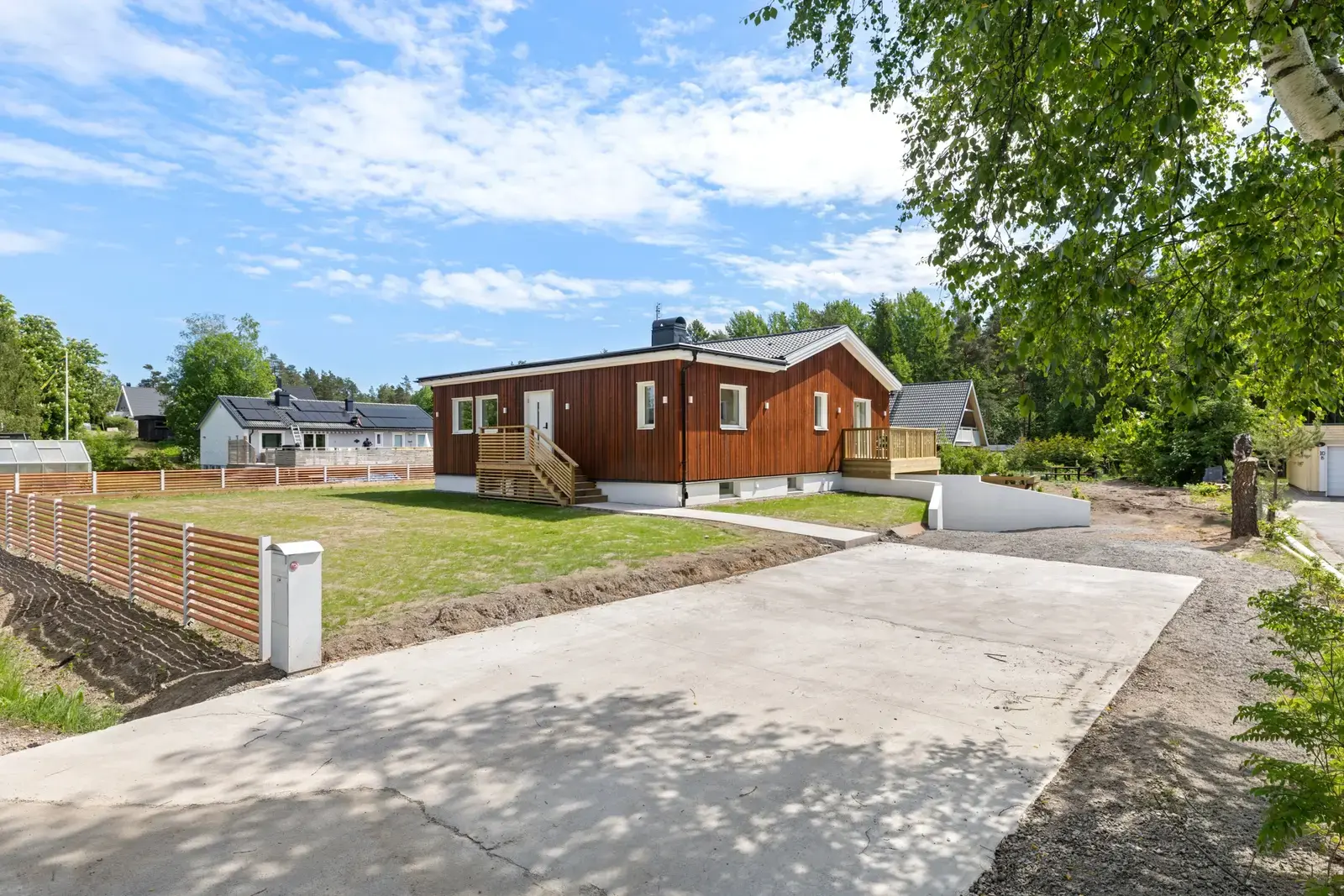 Bild 1 av 20 på Amaryllisvägen 12A