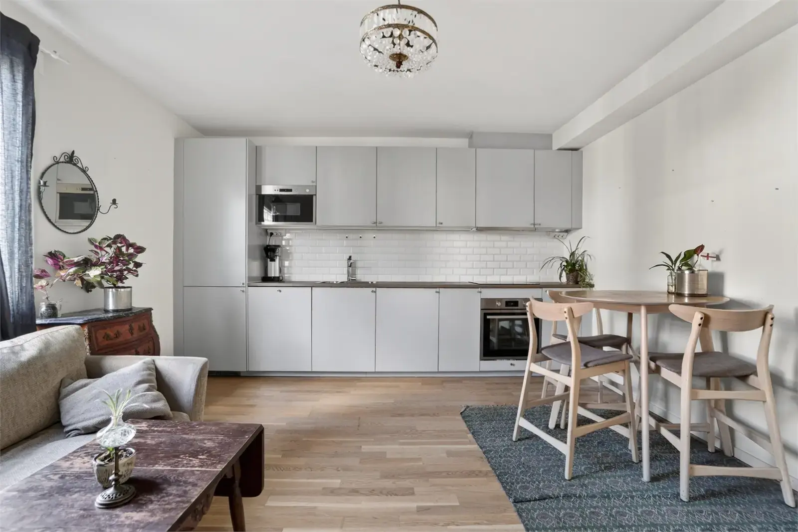 Bild 1 av 14 på Bruksgatan 6A