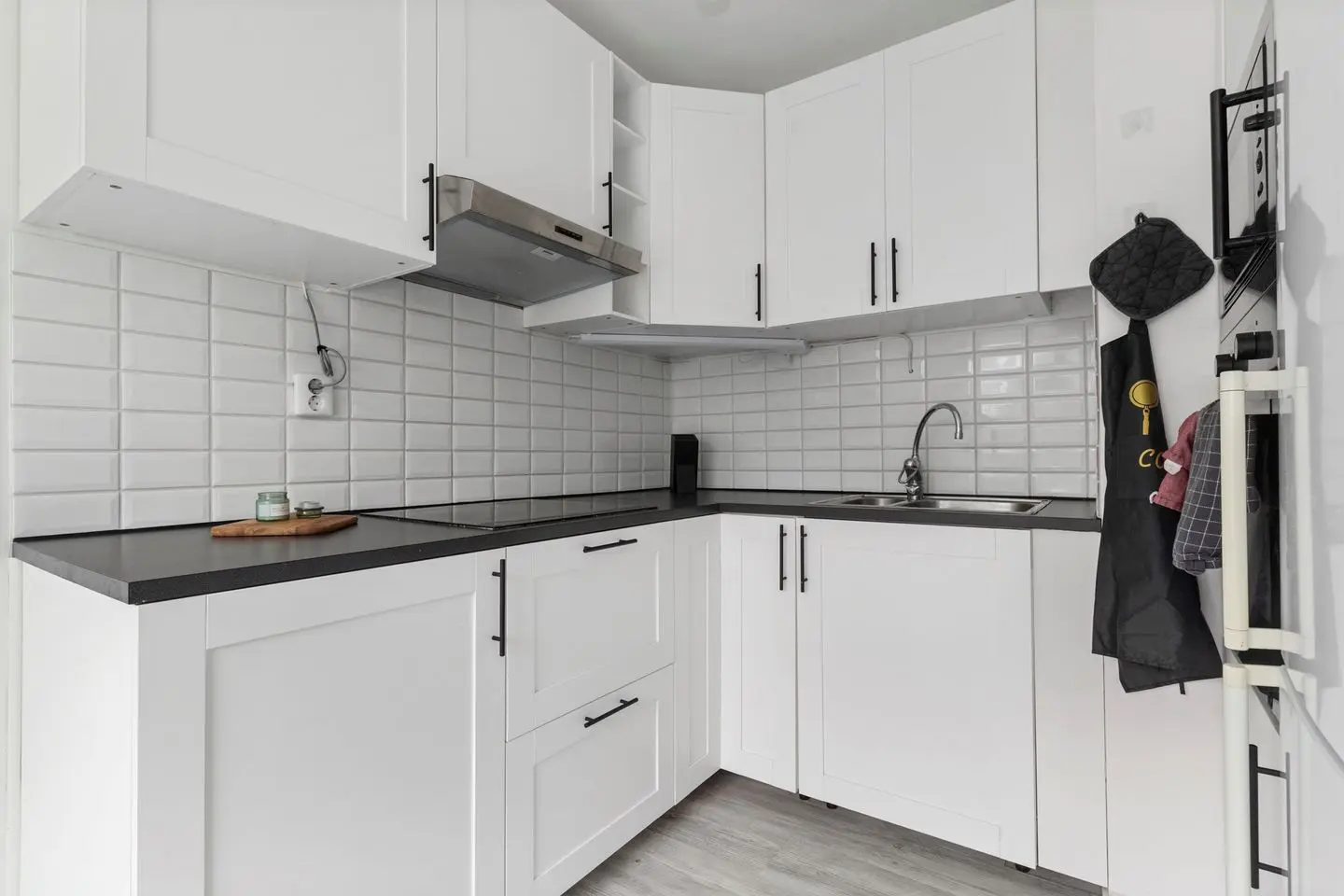Apartment, Hovslagaregatan 12, Trollhättan. Photo 1 of 15