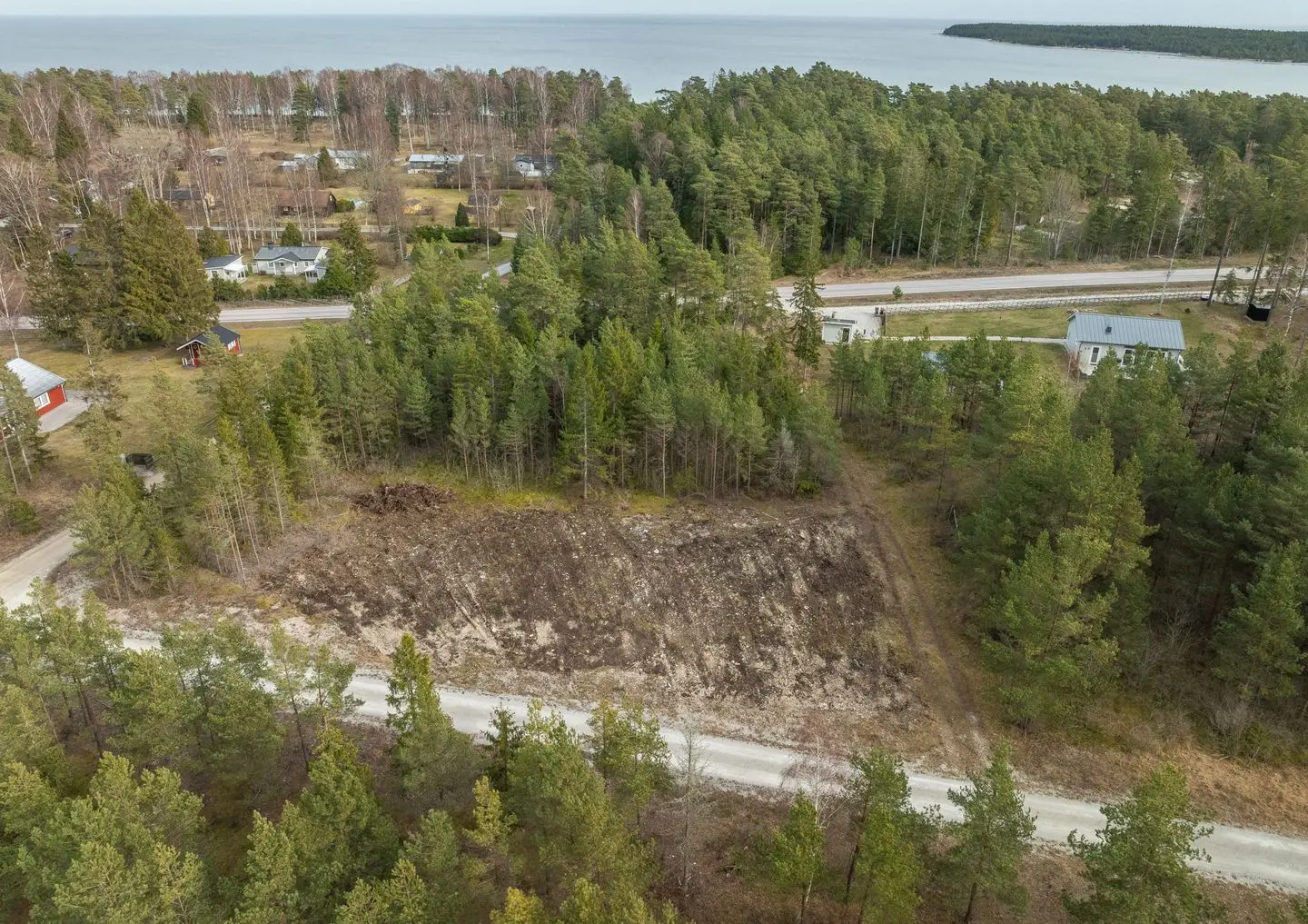 Image 1 of 9 of Gothem Tummungsvägen 1