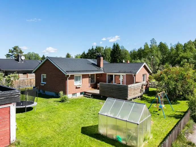 Villa, Storängsgatan 44, Hofors. Bild 1 av 20