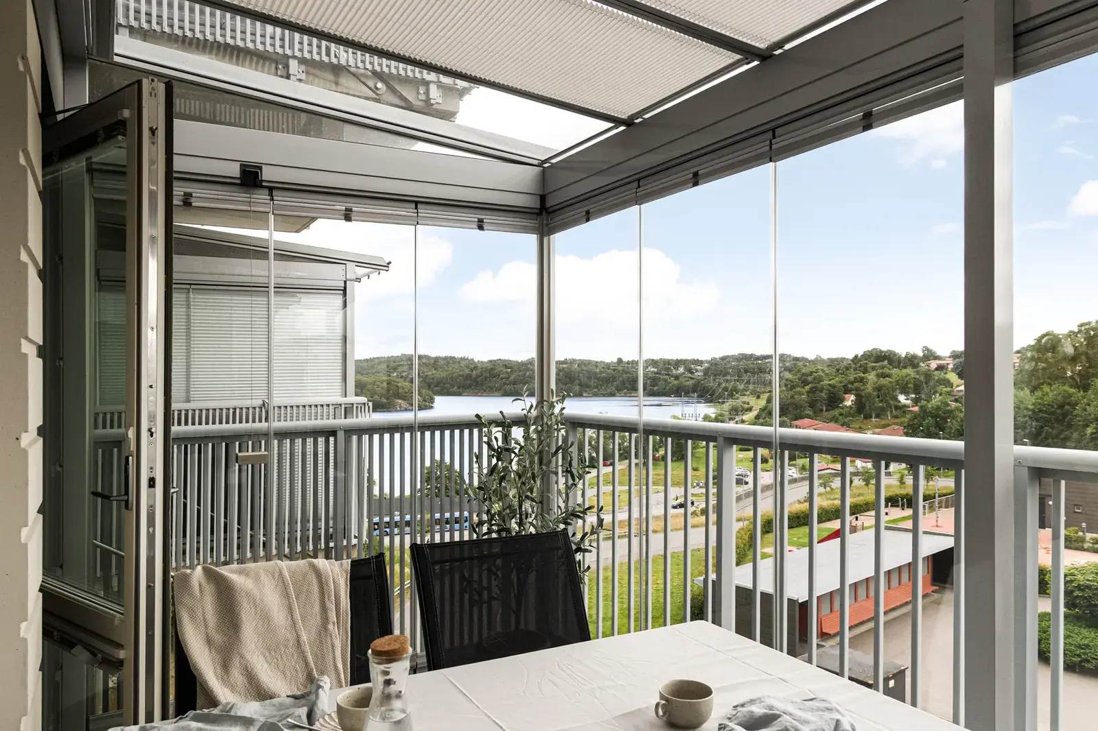 Apartment, Larssons Berg 12. Photo 1 of 20