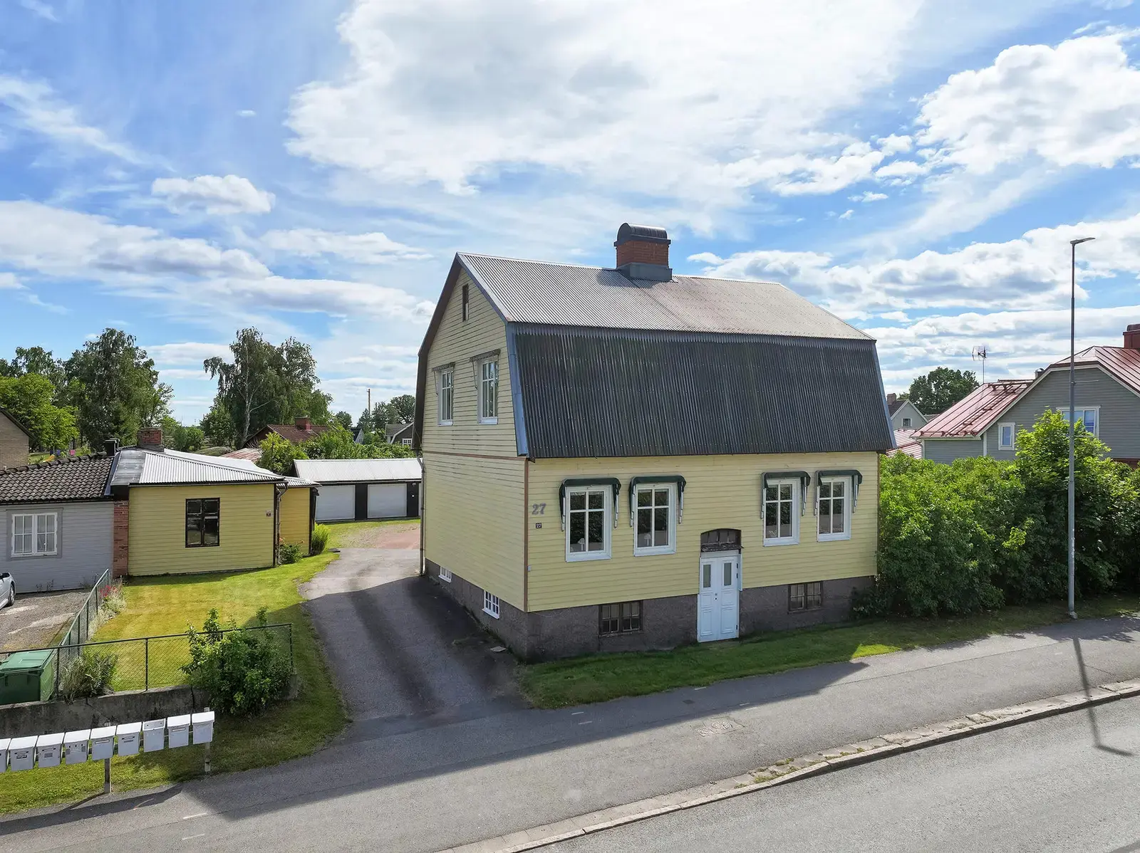 Image 1 of 20 of Drottninggatan 27