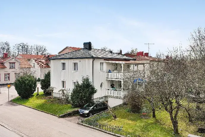 Villa, Hjeltegatan 24, Åmål. Bild 1 av 20