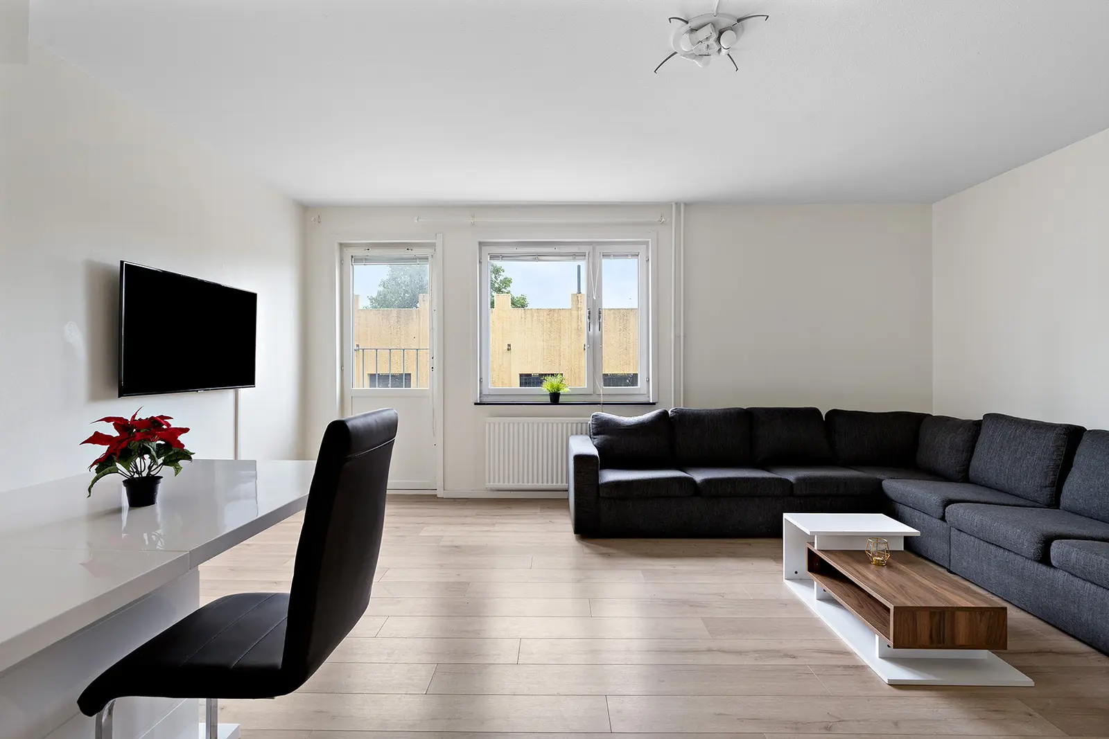 Apartment, Mellingebacken 16. Photo 1 of 5