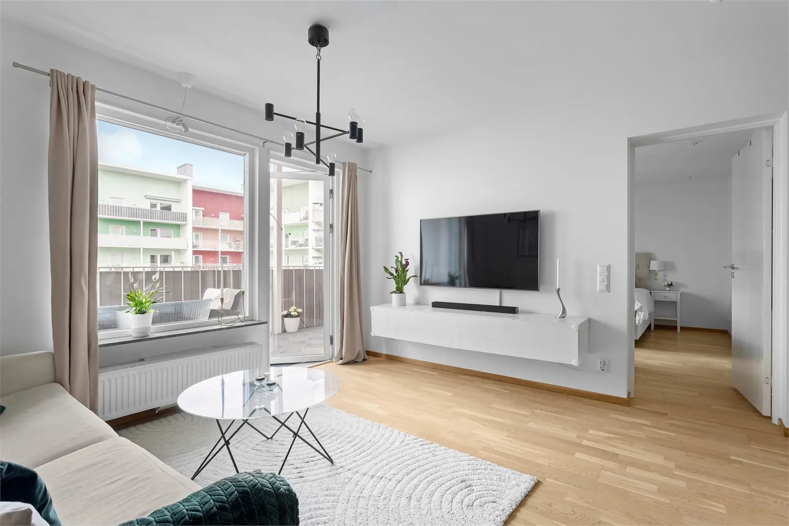 Lägenhet, Skördegatan 4, Sundbyberg. Bild 1 av 20