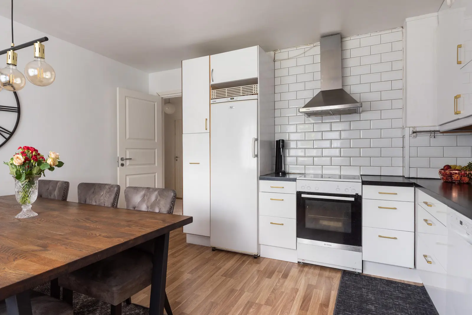 Lägenhet, Grindvägen 7B, Norrtälje. Bild 1 av 20