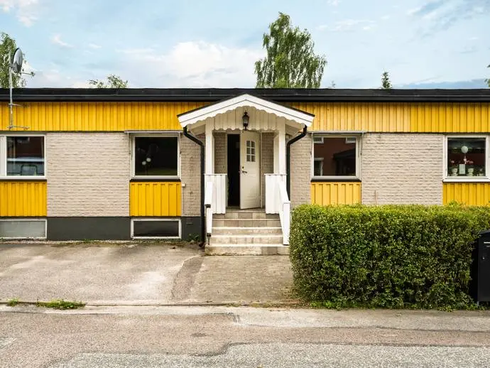Semi-detached/terraced, Eriksdalsvägen 14C. Photo 1 of 20