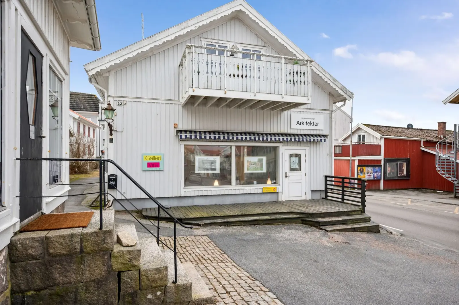 Bild 1 av 18 på Nedre Långgatan 22
