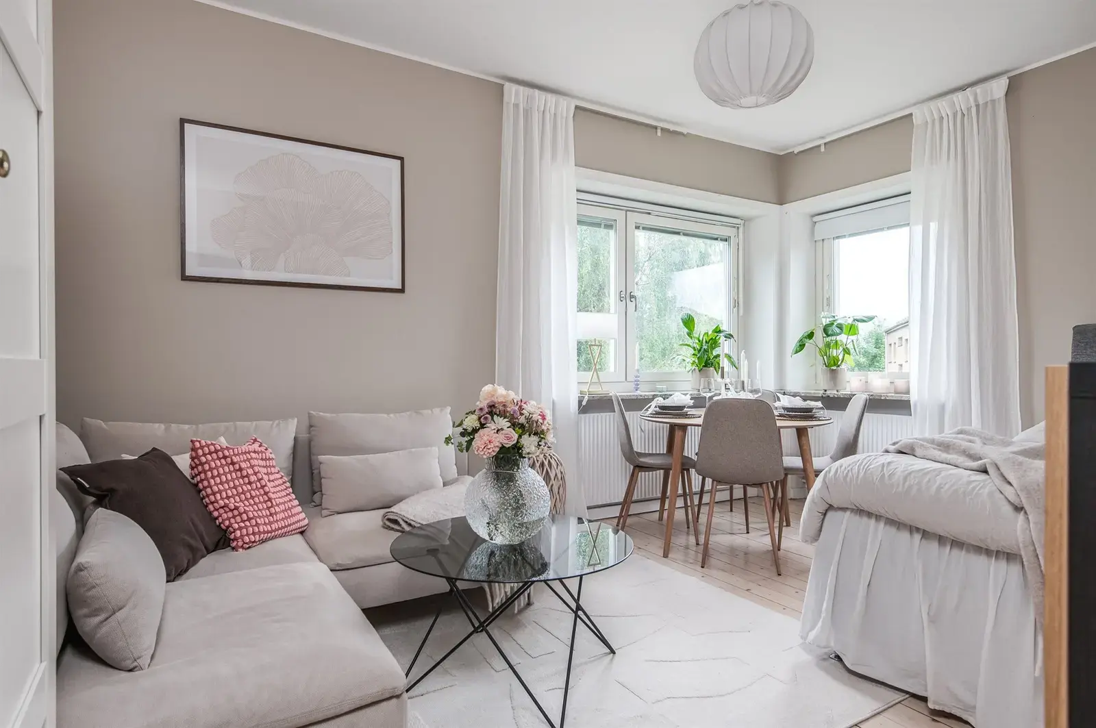 Lägenhet, Sankt Olofsgatan 38, Norrköping. Bild 1 av 16
