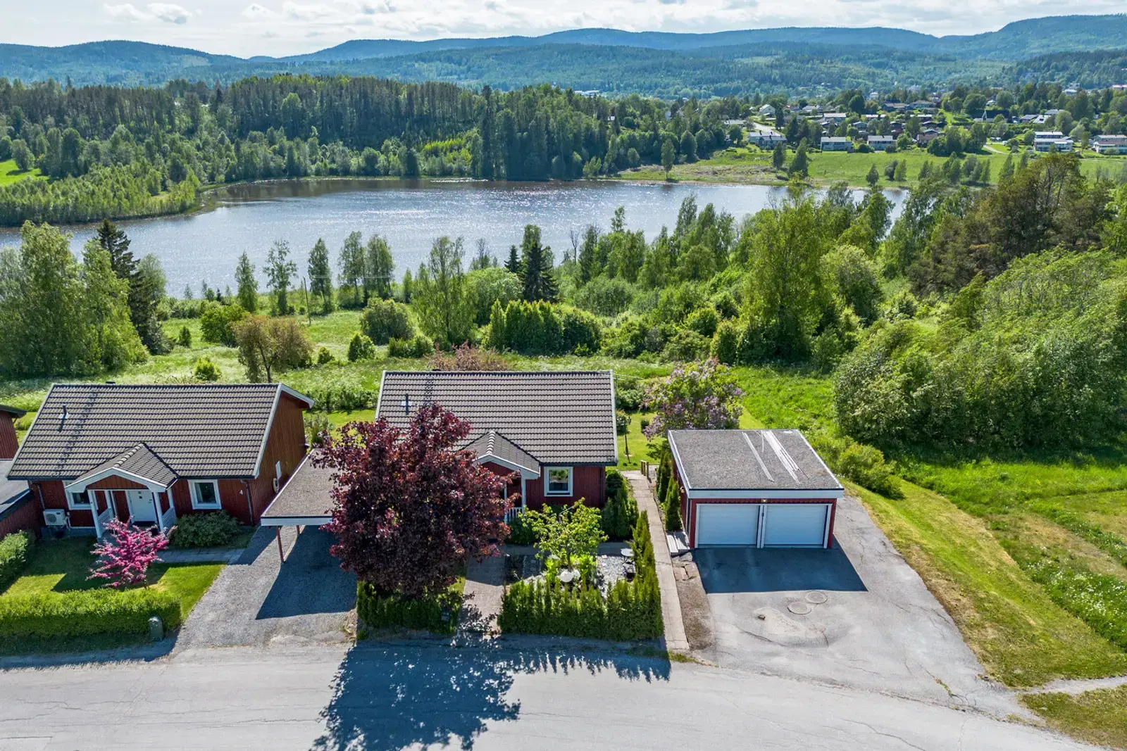 Bild 1 av 18 på Lundängsvägen 2