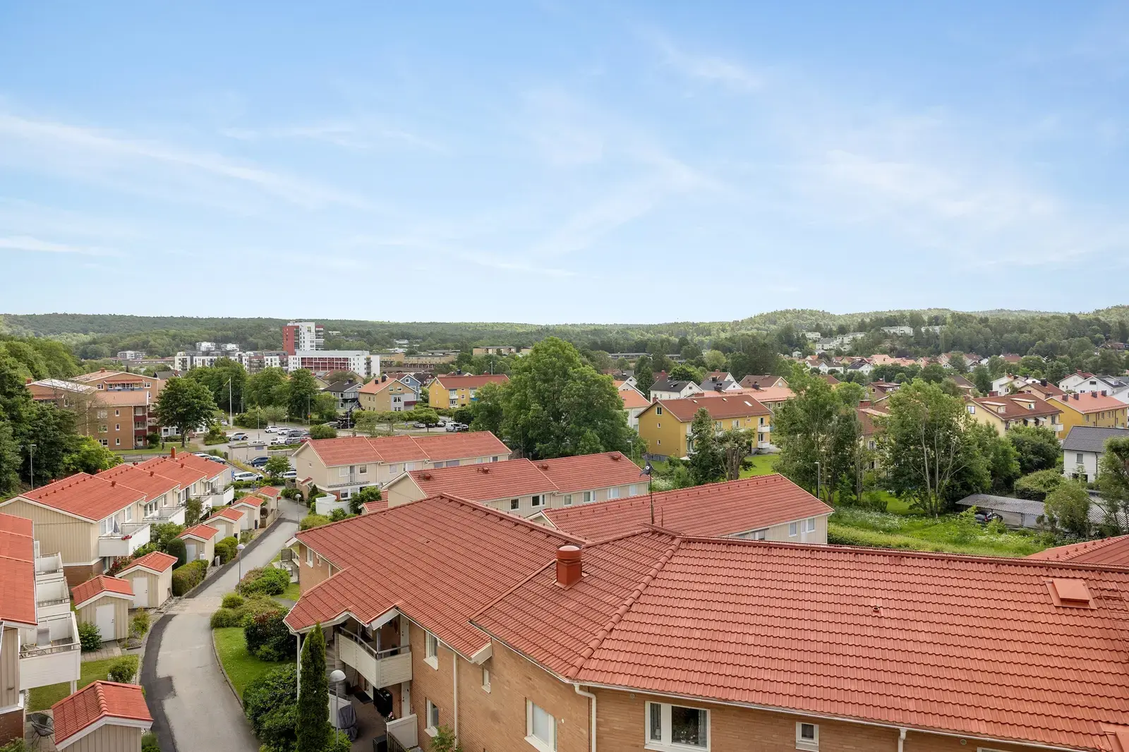 Image 1 of 20 of Brattåskärrsvägen 155