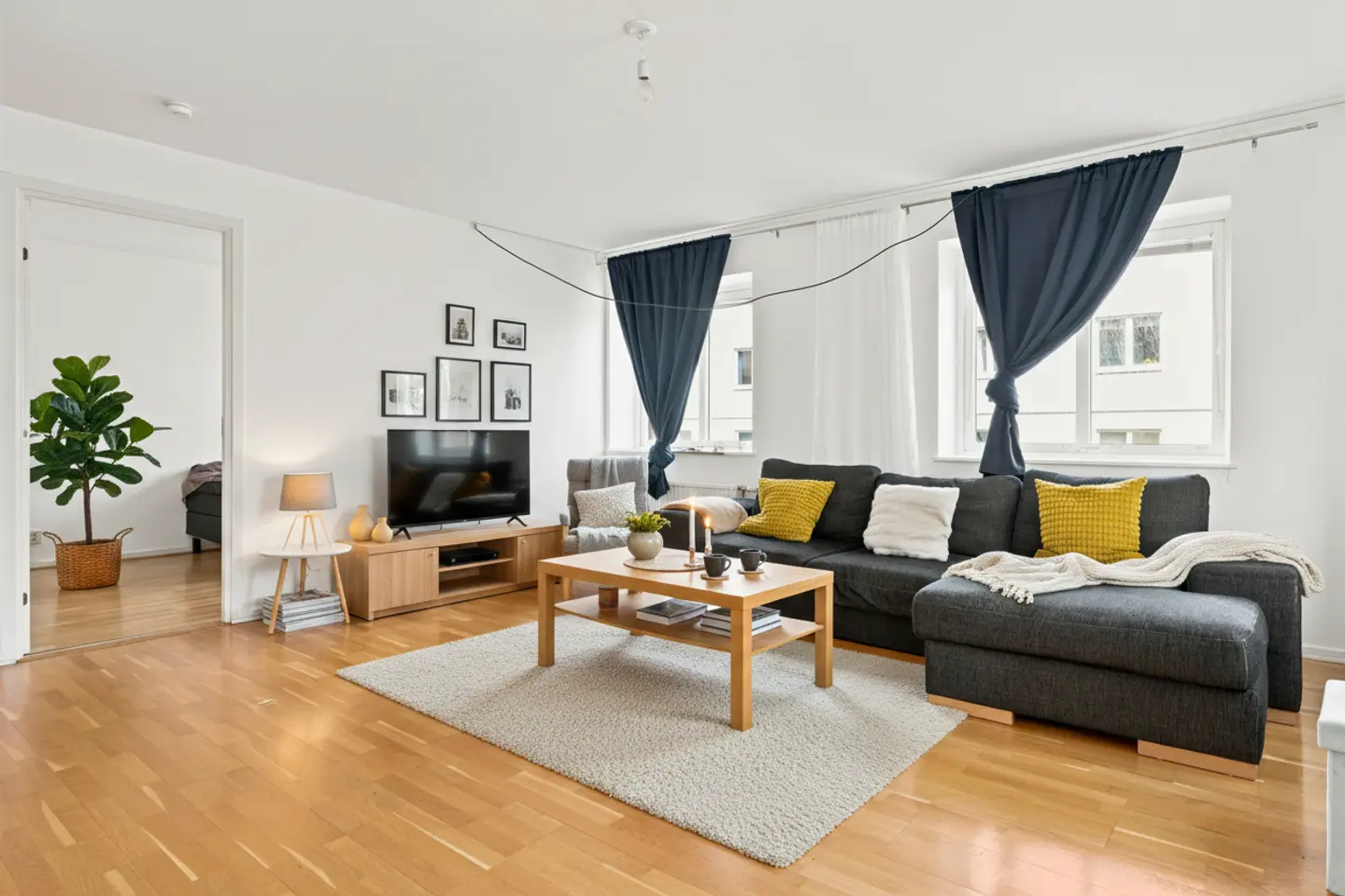 Bild 1 av 22 på Jägaregatan 6A