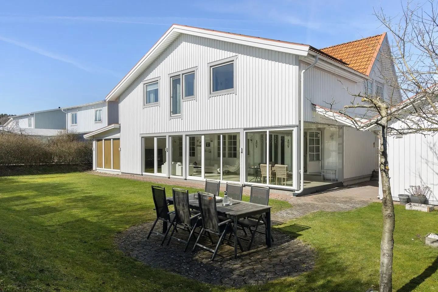 Villa, Bolerovägen 18, Göteborg. Bild 1 av 38