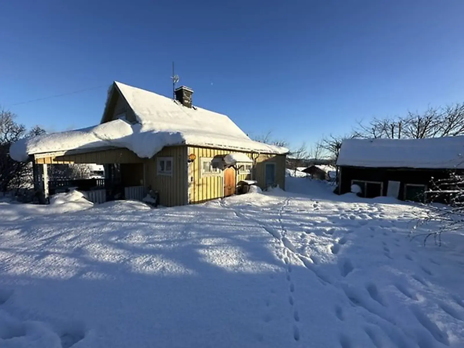 Image 1 of 6 of Norrlimstavägen 33