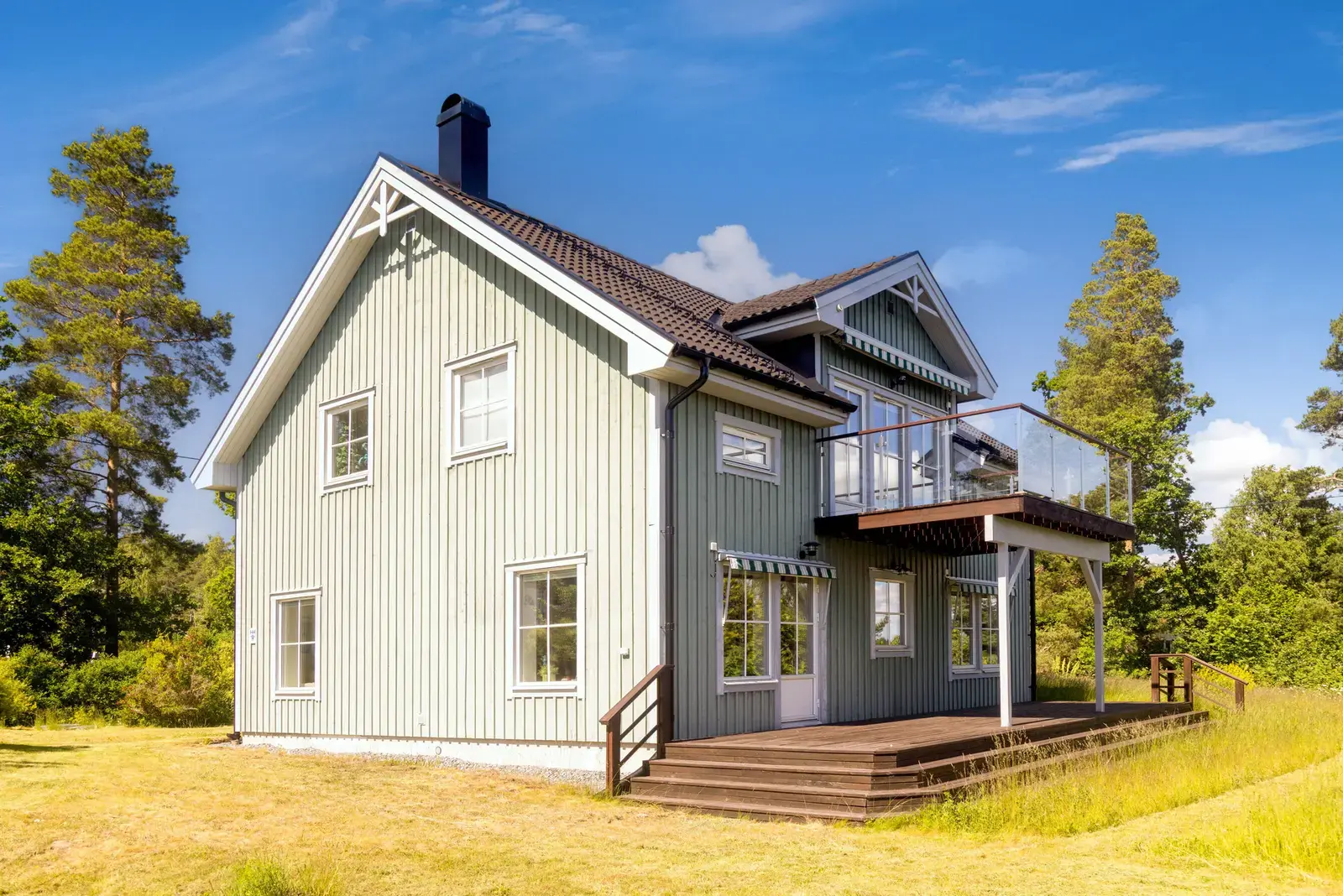 Bild 1 av 20 på Trossgränd 14
