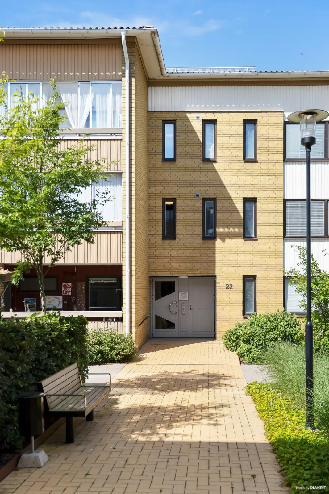 Image 1 of 16 of Jakobs väg 22