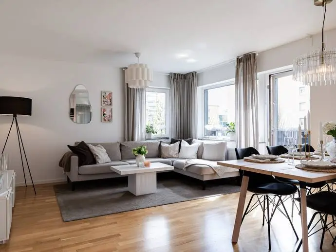 Bild 1 av 20 på Lillbackavägen 15
