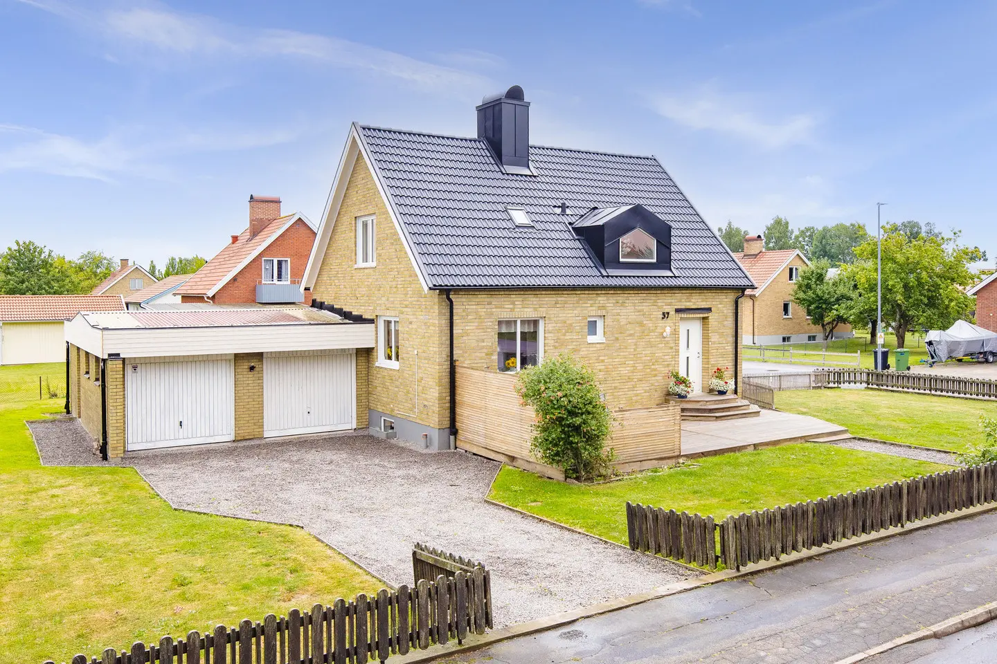 House, Norra Skaravägen 37. Photo 1 of 40