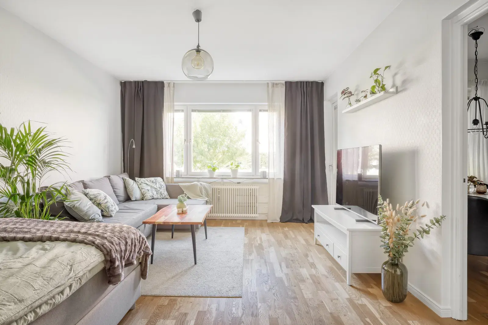 Lägenhet, Gröna gatan 27b, Uppsala. Bild 1 av 20