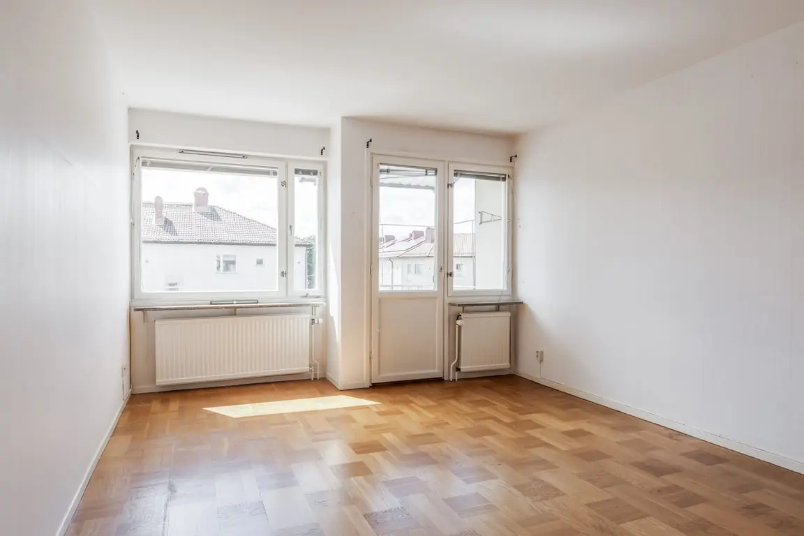 Lägenhet, Skolmästaregatan 2A, Örebro. Bild 1 av 15