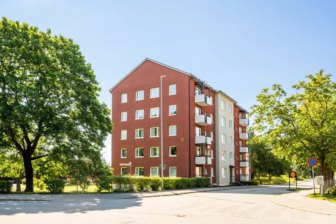 Apartment, Viksängsvägen 1, Södertälje. Photo 1 of 19