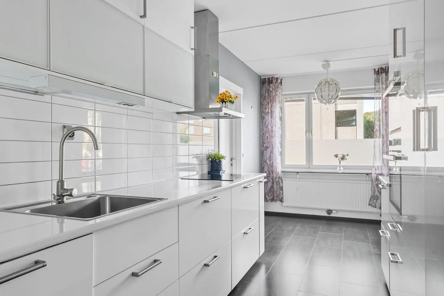 Lägenhet, Kavaljersgatan 34, Göteborg. Bild 1 av 21