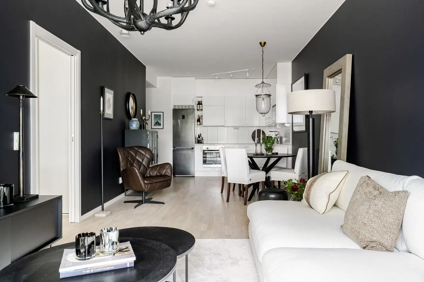 Lägenhet, Eldsundsstråket 9B UH, STRÄNGNÄS. Bild 1 av 31