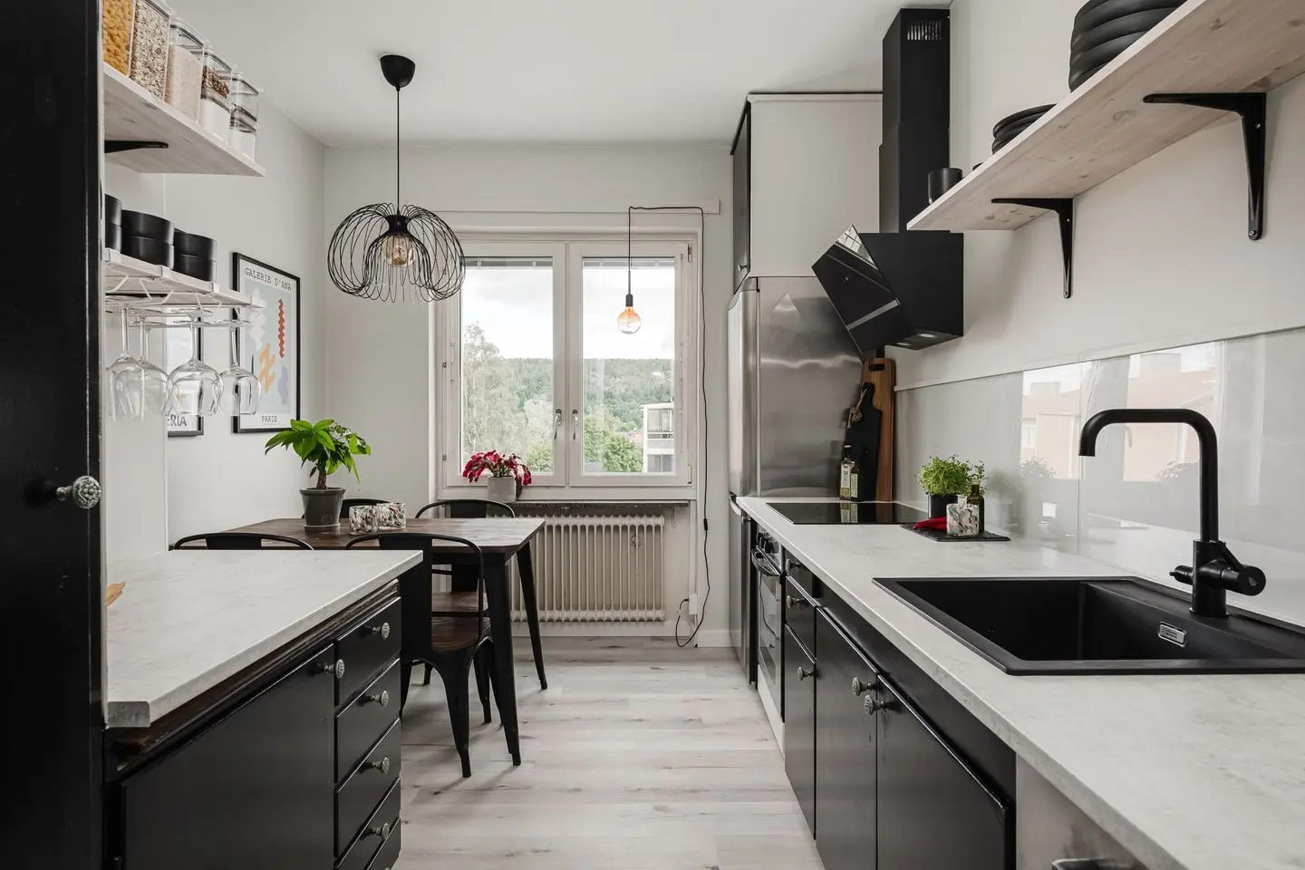 Lägenhet, Sveavägen 16, Sundsvall. Bild 1 av 19