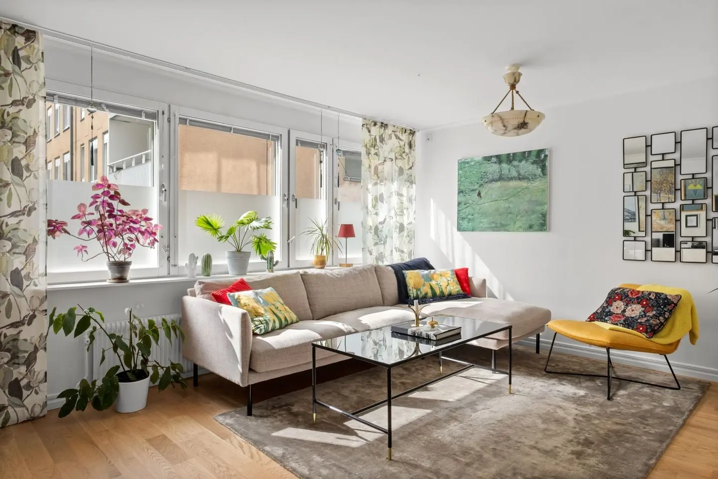 Lägenhet, Vendelsömalmsvägen 219, Haninge. Bild 1 av 16