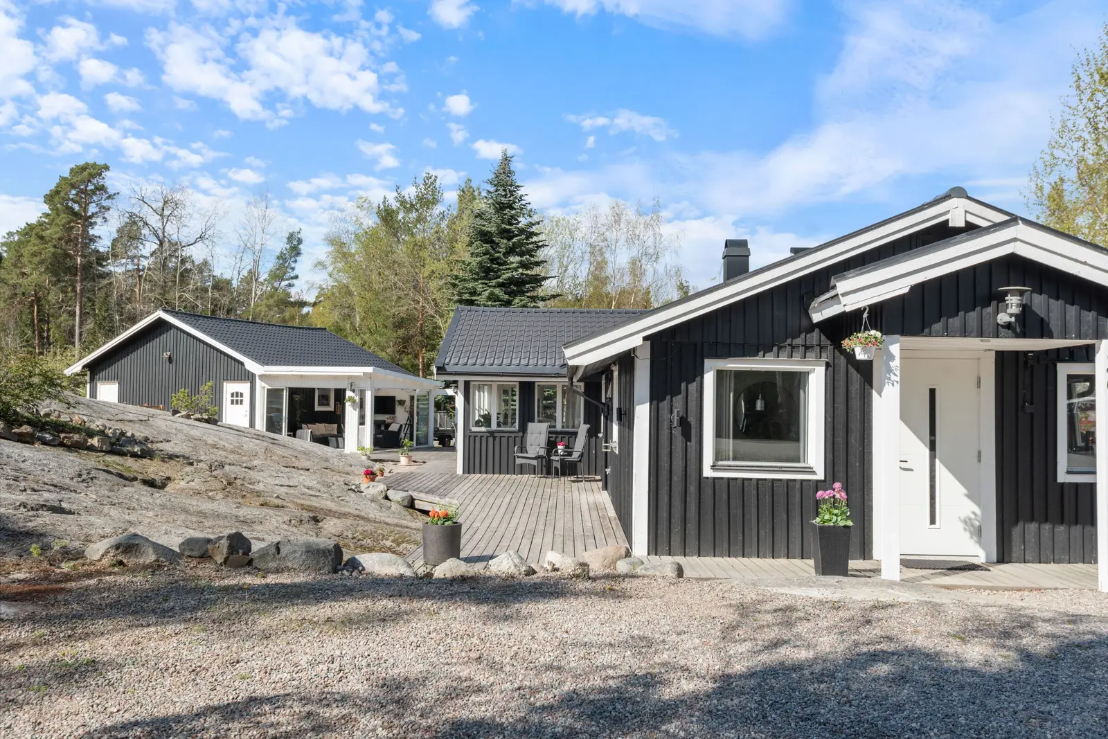 Bild 1 av 20 på Södra Kopparmoravägen 26
