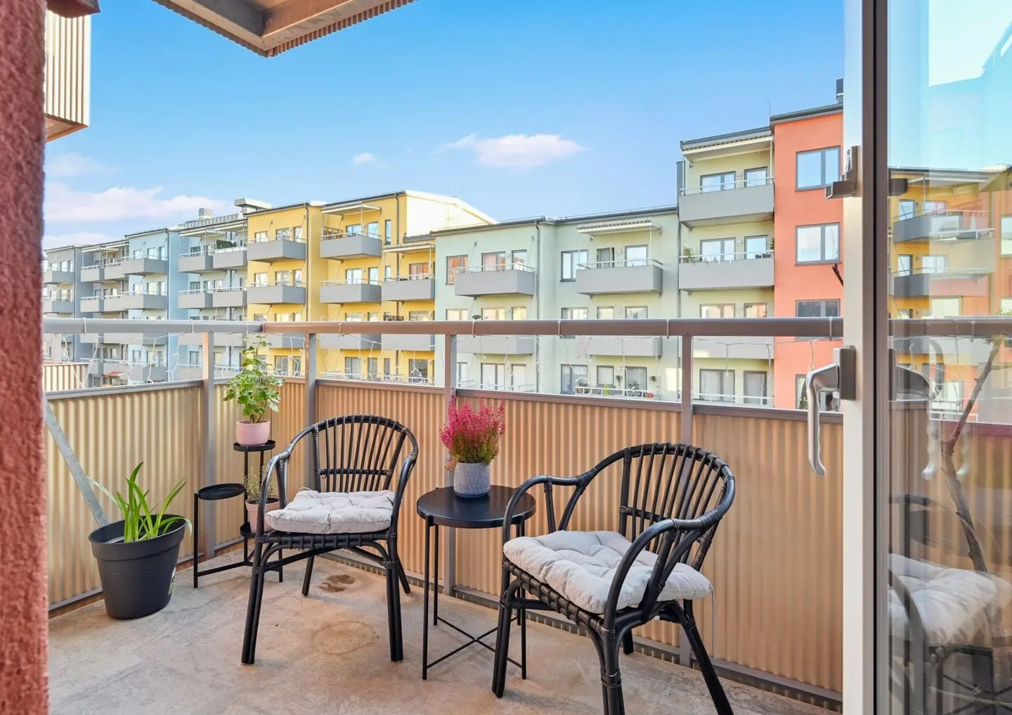 Lägenhet, Upplysningens Väg 23, Upplands Väsby. Bild 1 av 17
