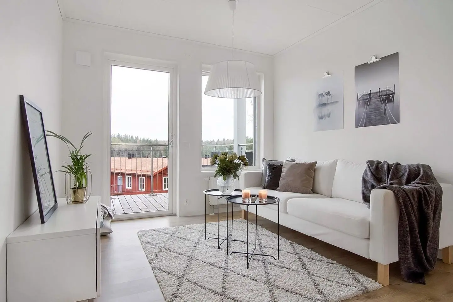 Apartment, Visättra Backe 6D, Huddinge. Photo 1 of 28