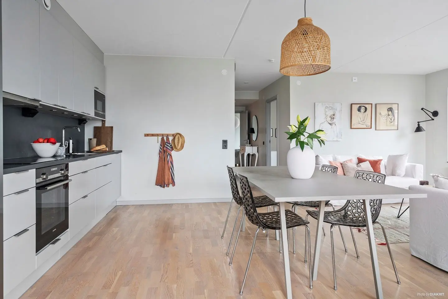 Lägenhet, Valthornsgatan 6, Göteborg. Bild 1 av 26