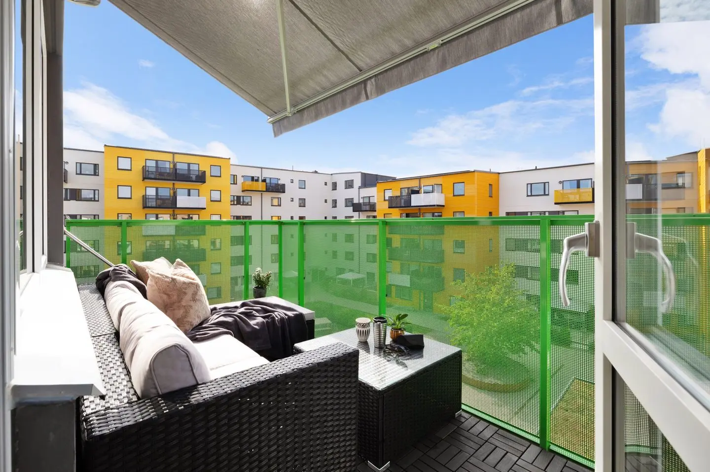 Lägenhet, Skrivargatan 31, Sundbyberg. Bild 1 av 19