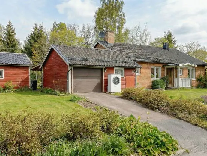 Image 1 of 20 of Alvägen 3