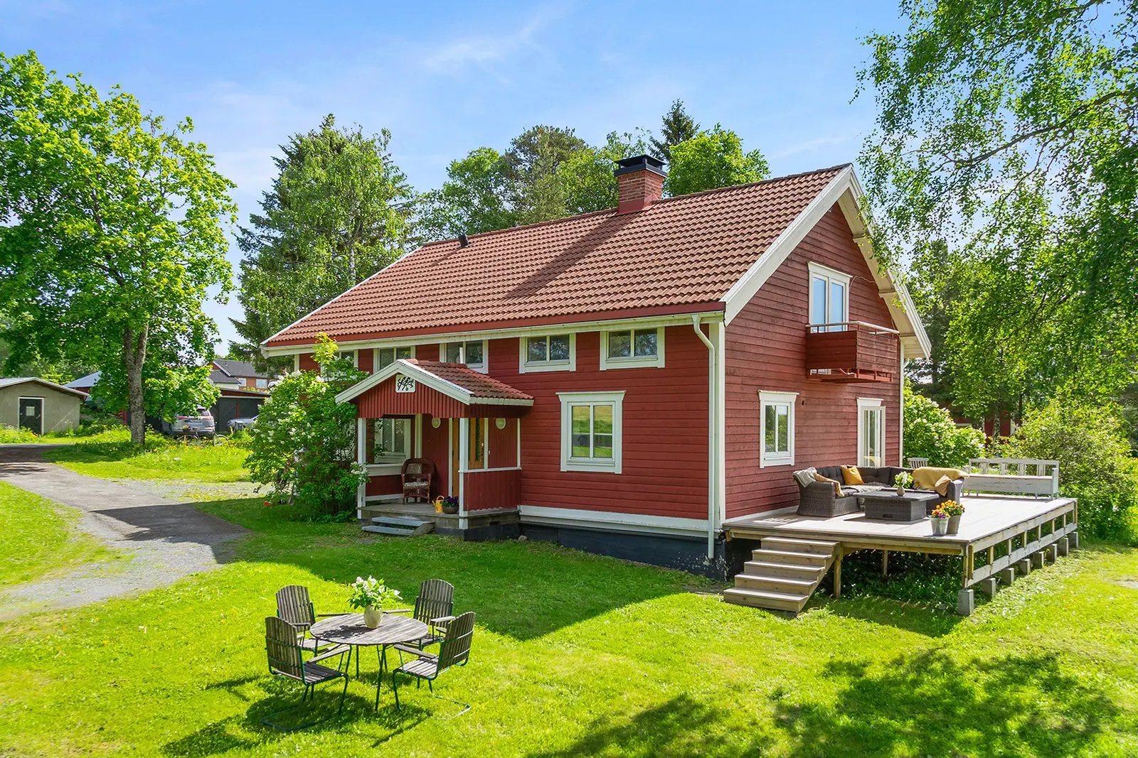 Image 1 of 40 of Täng