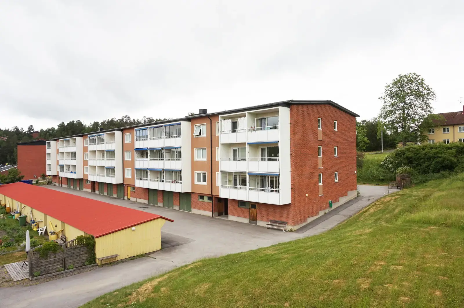 Bild 1 av 15 på Axvägen 7D
