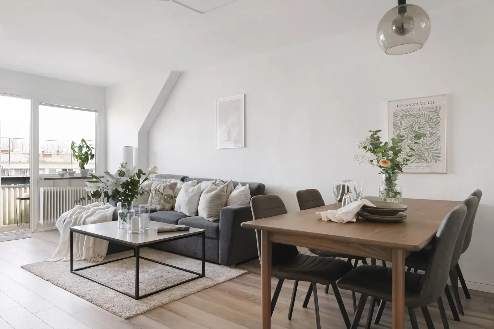 Bild 1 av 20 på Näsbychaussén 48A
